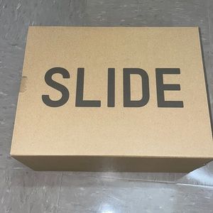Yeezy Slides Size 10 “Slate Grey”